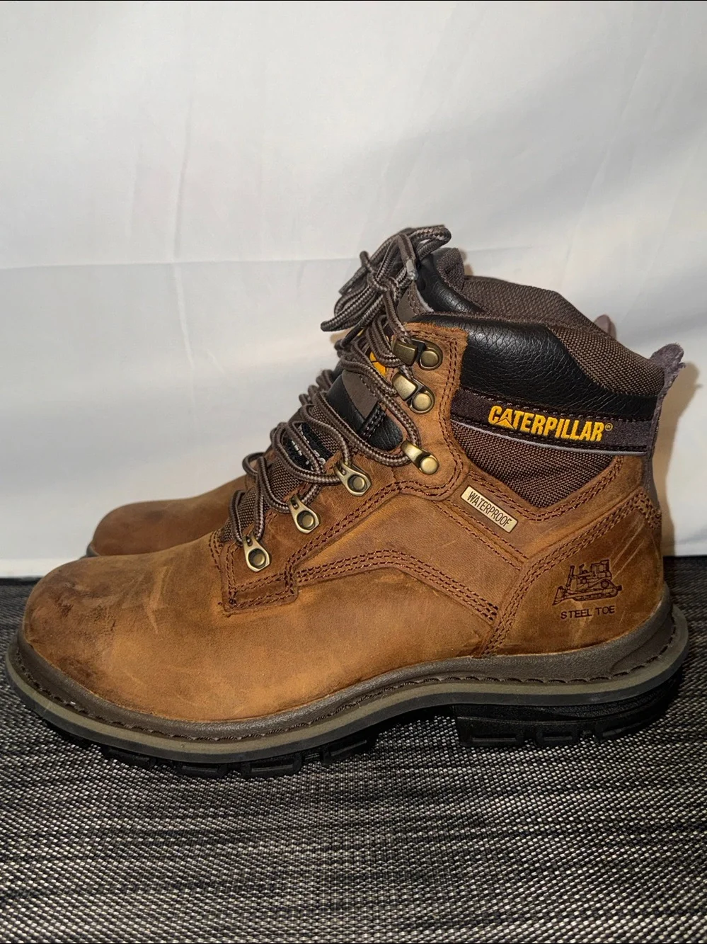 Caterpillar Generator boots
